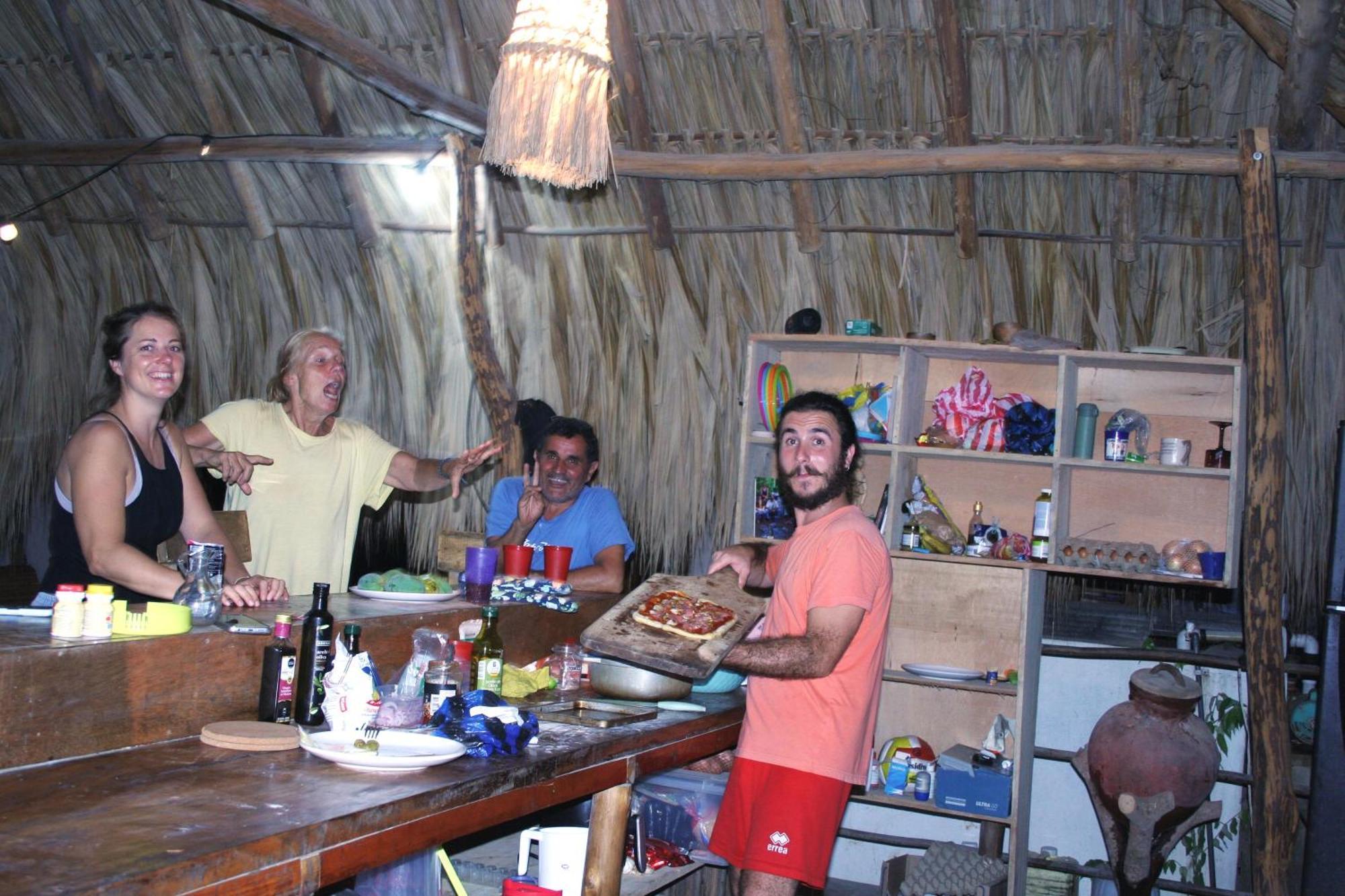 Hostel Nugeku Rincon ภายนอก รูปภาพ